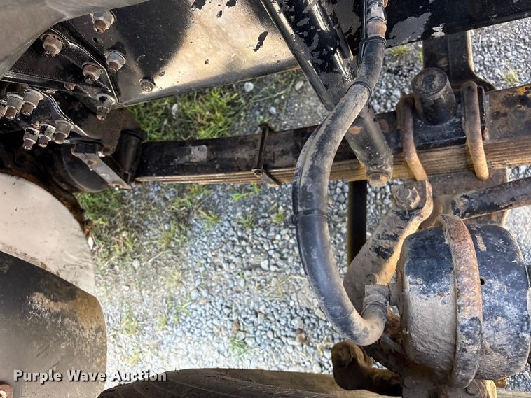 image for item EF1180 2007 Sterling L9500 dump truck
