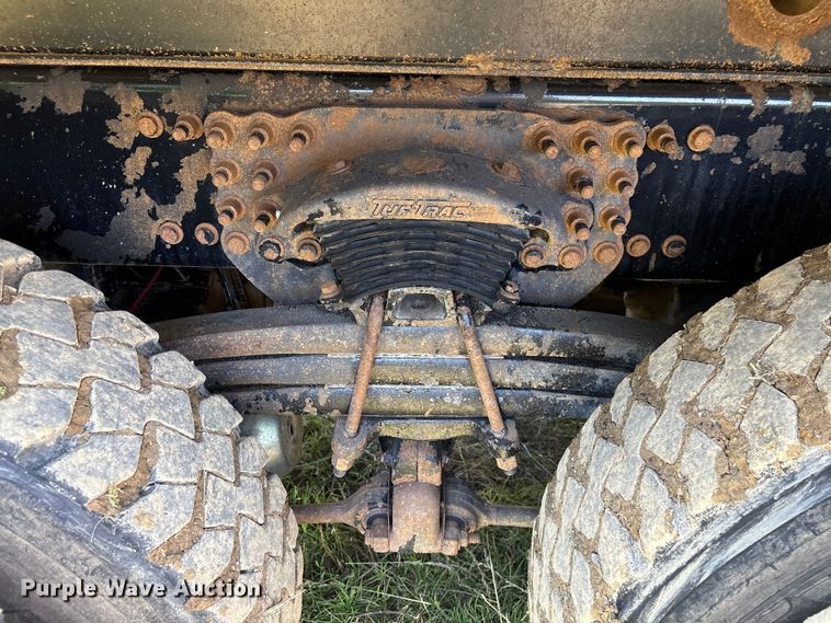 image for item EF1180 2007 Sterling L9500 dump truck