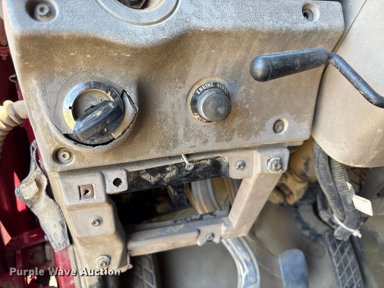 image for item EF1180 2007 Sterling L9500 dump truck