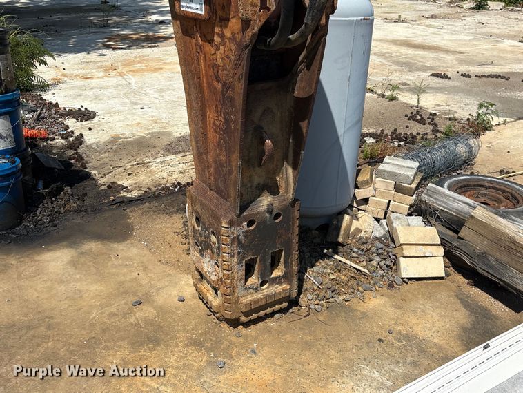 image for item EF1185 Breaker