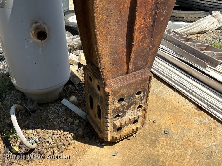 image for item EF1185 Breaker