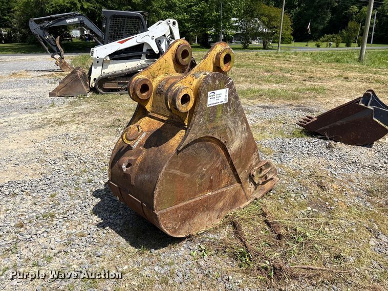 image for item EF1186 Caterpillar excavator bucket