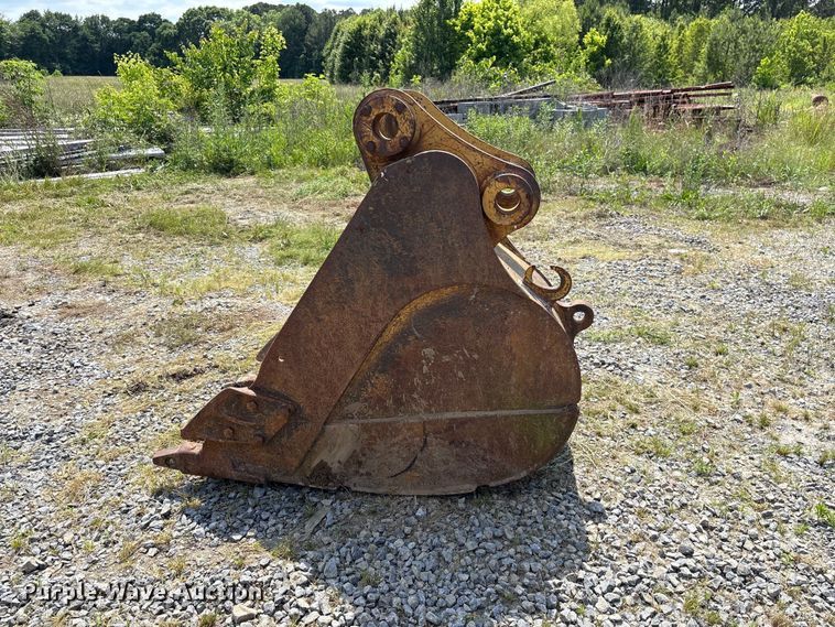 image for item EF1186 Caterpillar excavator bucket