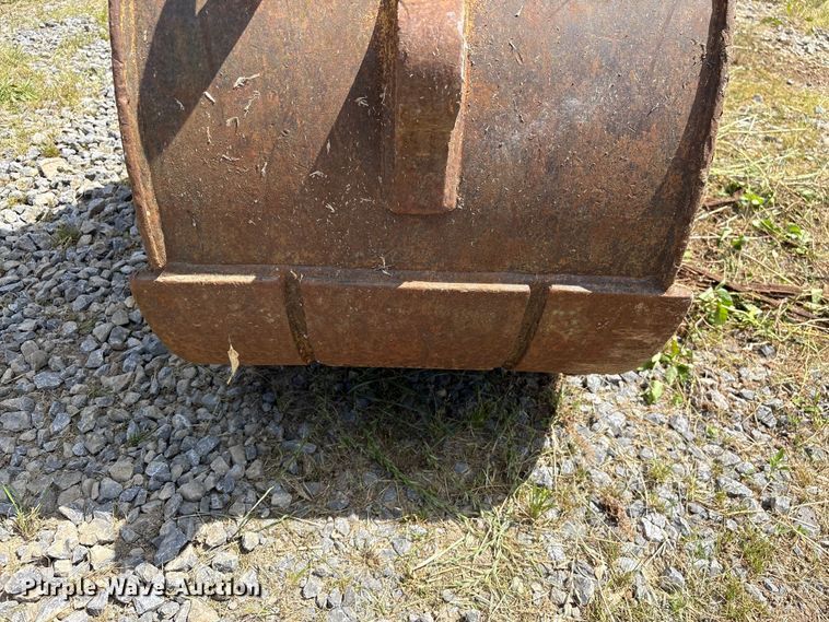 image for item EF1186 Caterpillar excavator bucket