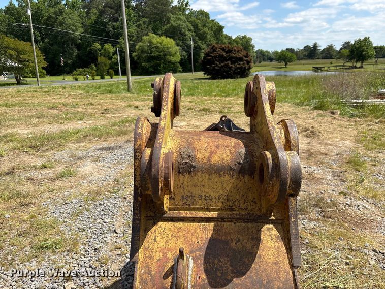 image for item EF1186 Caterpillar excavator bucket