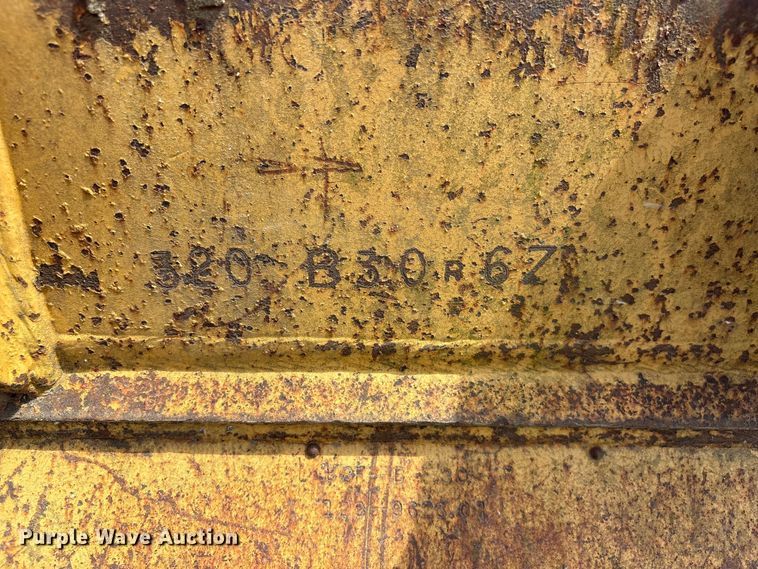 image for item EF1186 Caterpillar excavator bucket