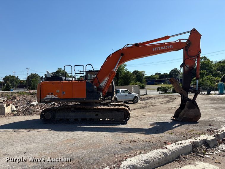 image for item EF1199 2021 Hitachi ZX210 LC-6 excavator