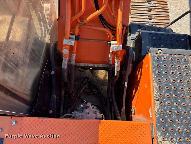 image for item EF1199 2021 Hitachi ZX210 LC-6 excavator