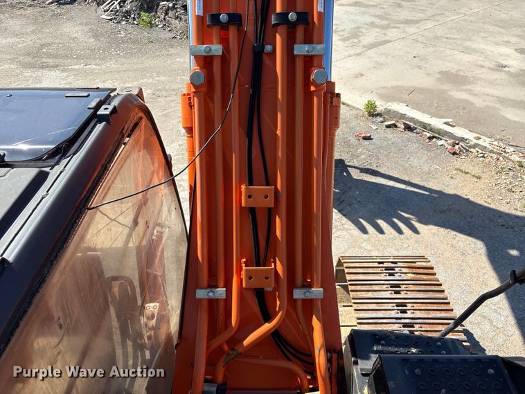 image for item EF1199 2021 Hitachi ZX210 LC-6 excavator