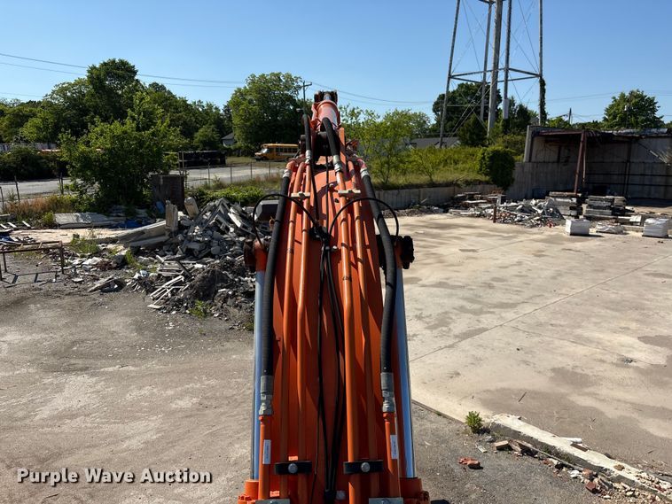 image for item EF1199 2021 Hitachi ZX210 LC-6 excavator