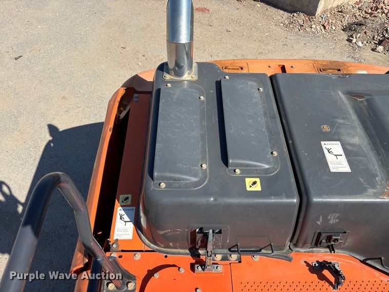 image for item EF1199 2021 Hitachi ZX210 LC-6 excavator