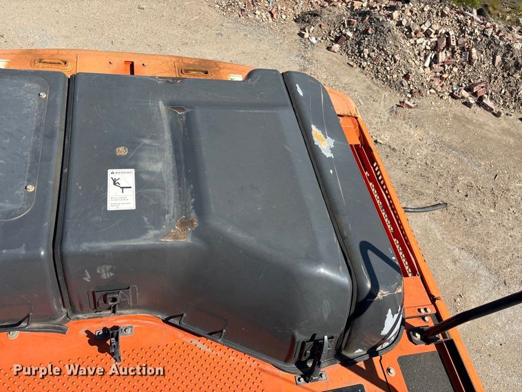 image for item EF1199 2021 Hitachi ZX210 LC-6 excavator