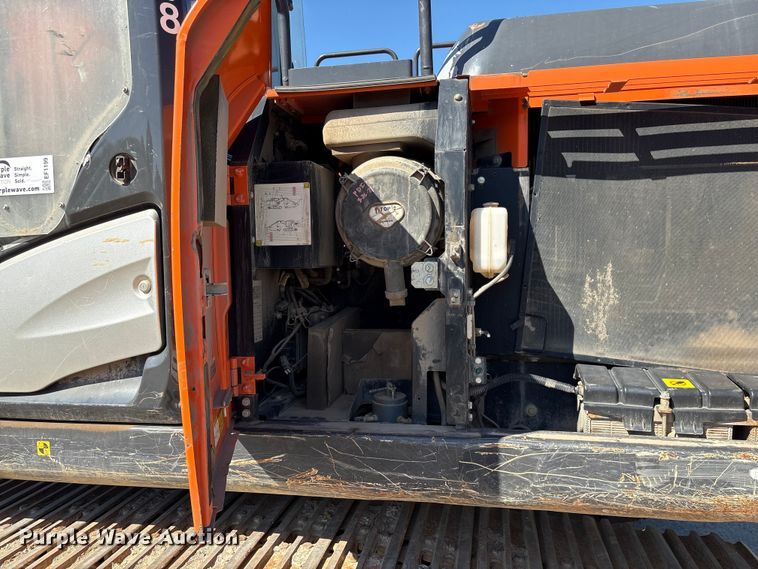 image for item EF1199 2021 Hitachi ZX210 LC-6 excavator