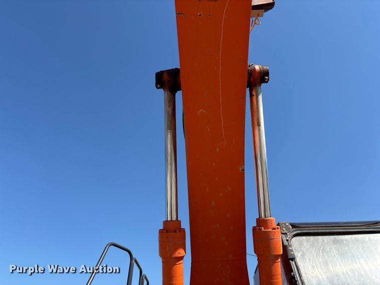 image for item EF1199 2021 Hitachi ZX210 LC-6 excavator