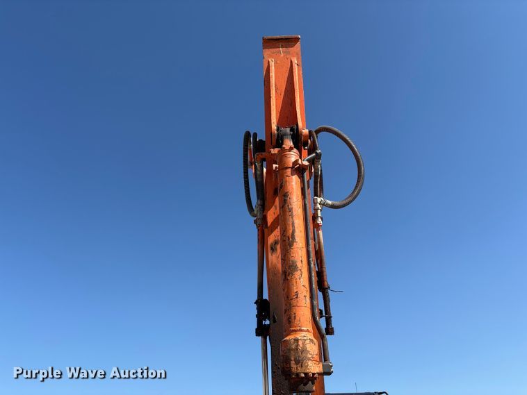 image for item EF1199 2021 Hitachi ZX210 LC-6 excavator
