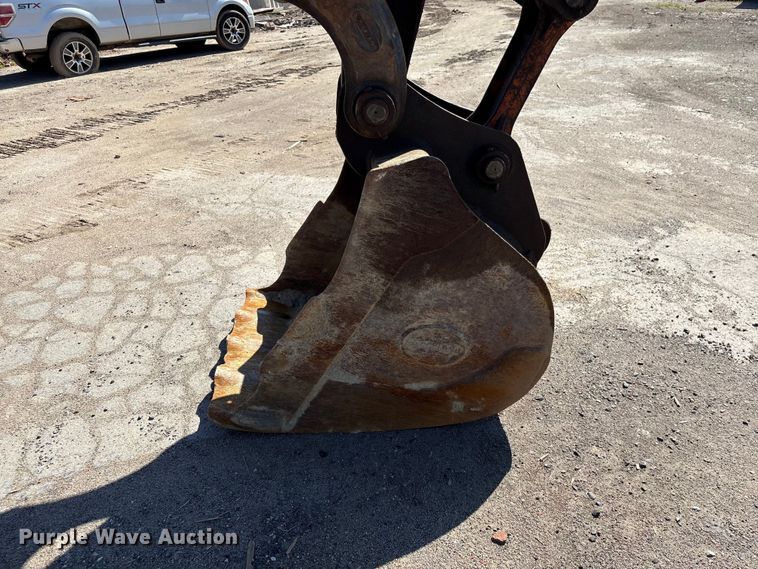image for item EF1199 2021 Hitachi ZX210 LC-6 excavator