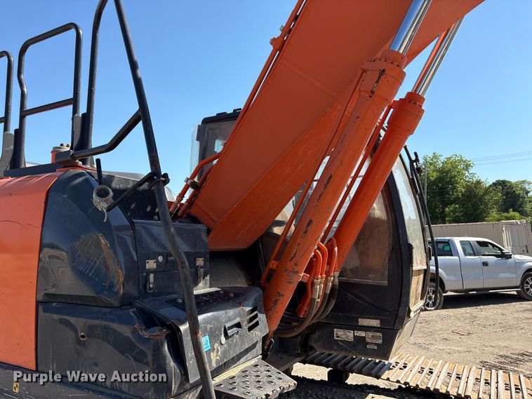 image for item EF1199 2021 Hitachi ZX210 LC-6 excavator
