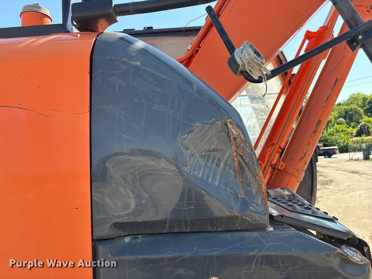 image for item EF1199 2021 Hitachi ZX210 LC-6 excavator