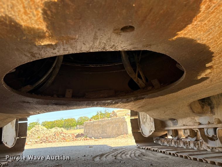 image for item EF1199 2021 Hitachi ZX210 LC-6 excavator