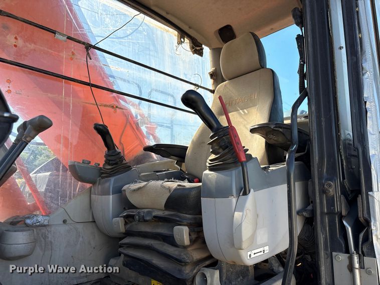 image for item EF1199 2021 Hitachi ZX210 LC-6 excavator