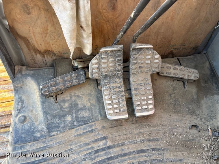 image for item EF1199 2021 Hitachi ZX210 LC-6 excavator
