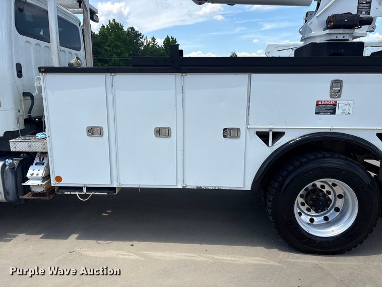 image for item EF1212 2013 Freightliner Business Class M2 bucket truck