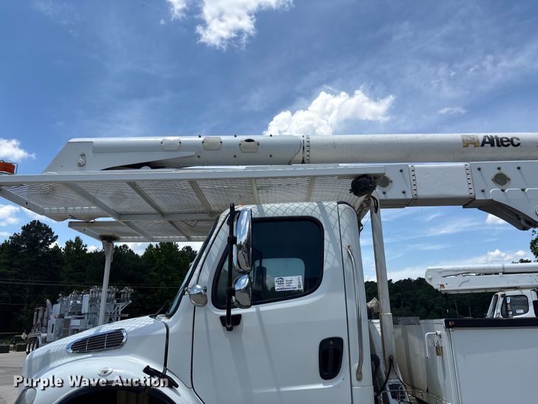 image for item EF1212 2013 Freightliner Business Class M2 bucket truck