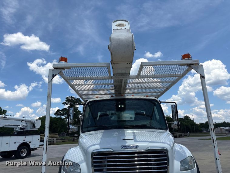 image for item EF1212 2013 Freightliner Business Class M2 bucket truck