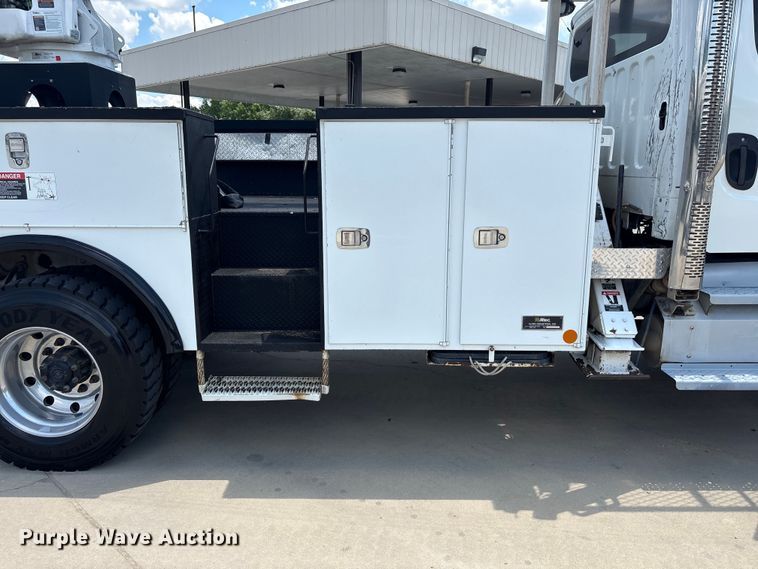image for item EF1212 2013 Freightliner Business Class M2 bucket truck