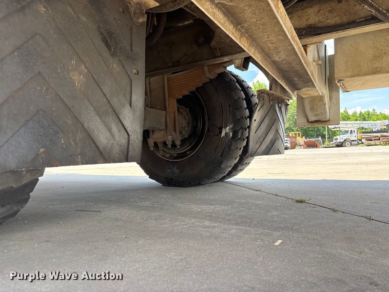 image for item EF1212 2013 Freightliner Business Class M2 bucket truck
