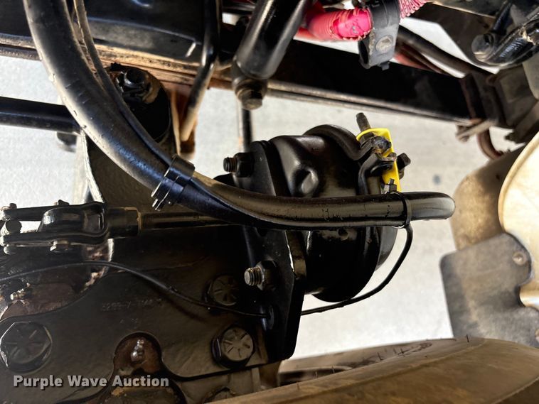 image for item EF1212 2013 Freightliner Business Class M2 bucket truck
