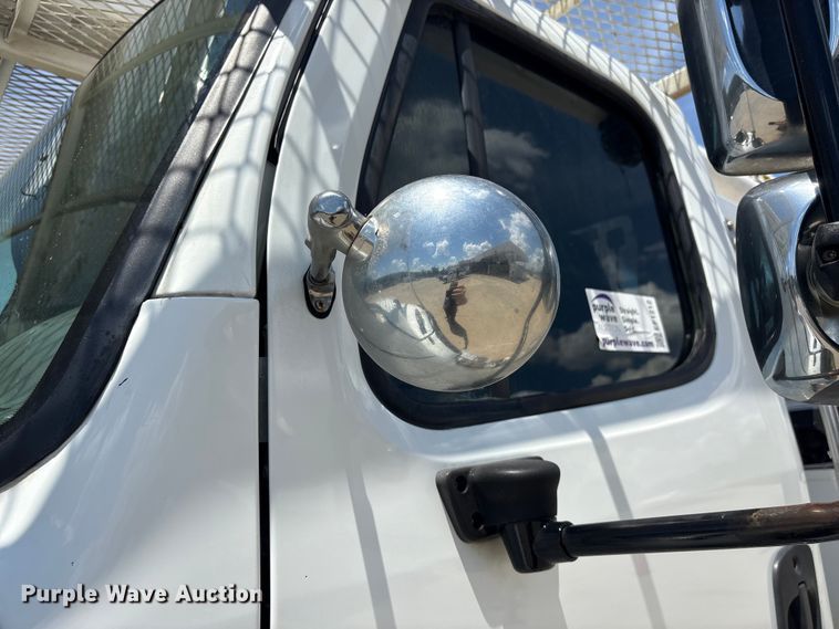 image for item EF1212 2013 Freightliner Business Class M2 bucket truck