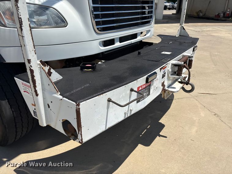 image for item EF1212 2013 Freightliner Business Class M2 bucket truck