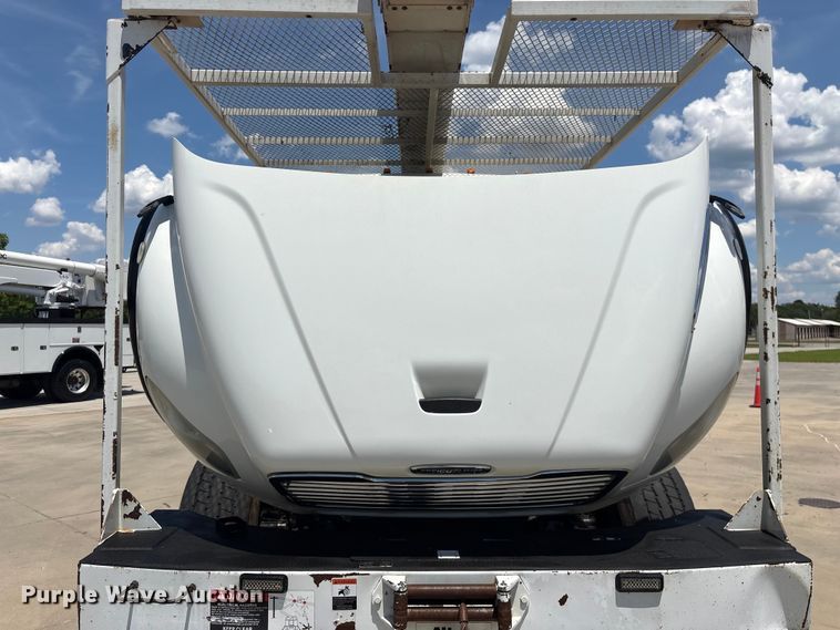 image for item EF1212 2013 Freightliner Business Class M2 bucket truck