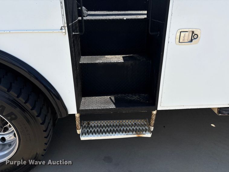 image for item EF1212 2013 Freightliner Business Class M2 bucket truck