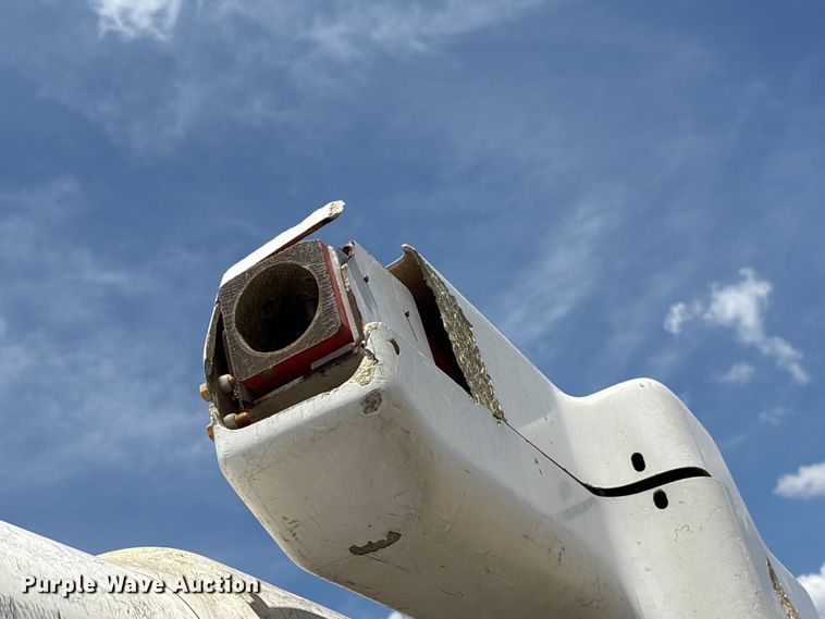 image for item EF1212 2013 Freightliner Business Class M2 bucket truck