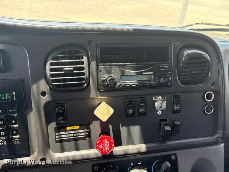 image for item EF1212 2013 Freightliner Business Class M2 bucket truck