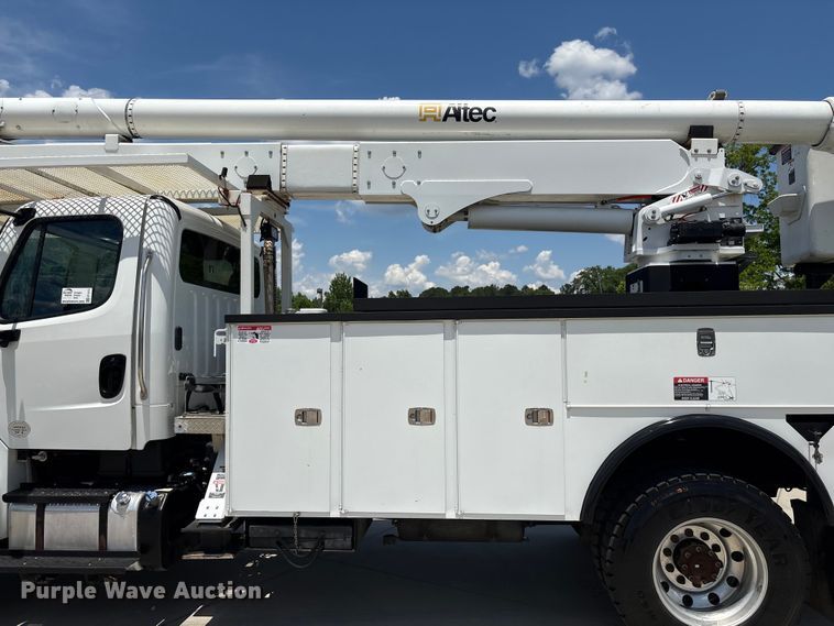 image for item EF1213 2015 Freightliner Business Class M2 bucket truck