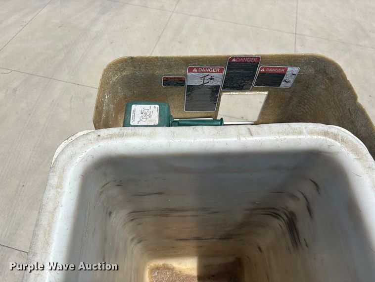 image for item EF1213 2015 Freightliner Business Class M2 bucket truck