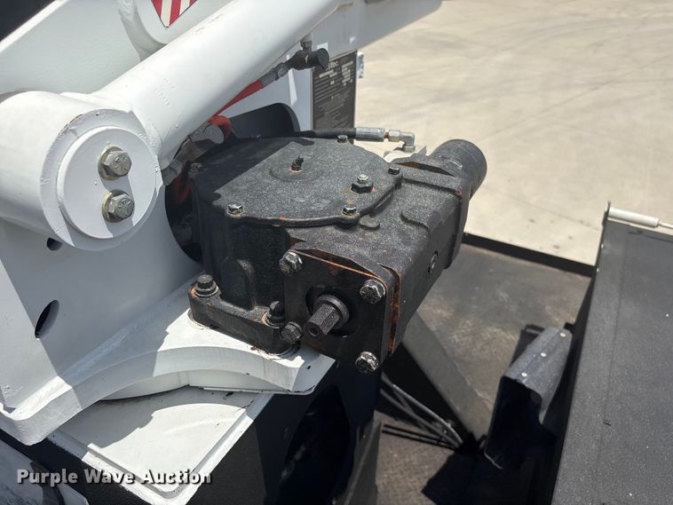 image for item EF1213 2015 Freightliner Business Class M2 bucket truck