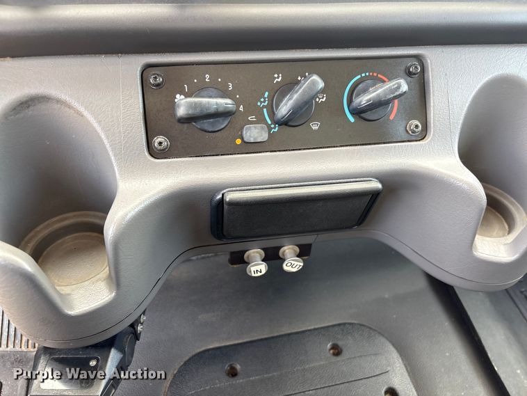 image for item EF1213 2015 Freightliner Business Class M2 bucket truck