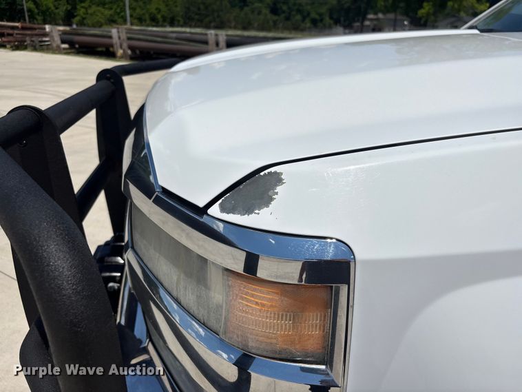 image for item EF1214 2015 Chevrolet Silverado 2500HD Crew Cab pickup truck