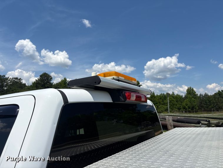 image for item EF1214 2015 Chevrolet Silverado 2500HD Crew Cab pickup truck
