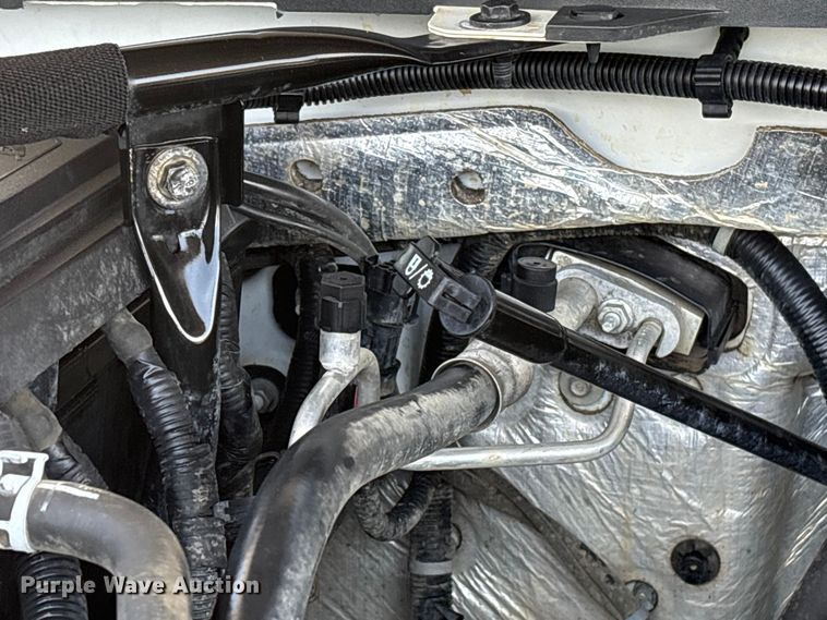 image for item EF1214 2015 Chevrolet Silverado 2500HD Crew Cab pickup truck