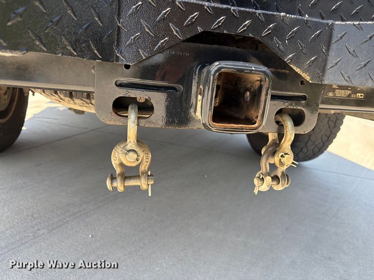 image for item EF1215 2018 Ford F350 Super Duty Crew Cab utility bed pickup truck