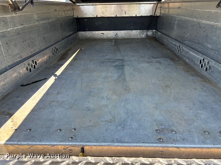 image for item EF1215 2018 Ford F350 Super Duty Crew Cab utility bed pickup truck