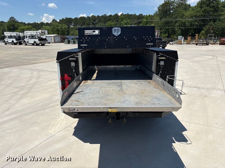 image for item EF1215 2018 Ford F350 Super Duty Crew Cab utility bed pickup truck