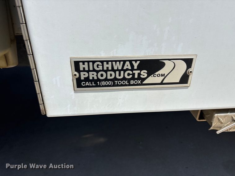 image for item EF1215 2018 Ford F350 Super Duty Crew Cab utility bed pickup truck