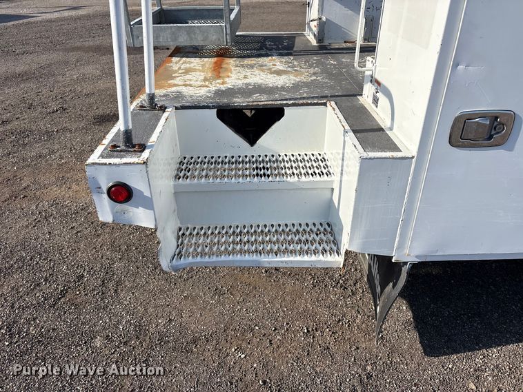 image for item EG1700 2014 Ford F550 Super Duty bucket truck