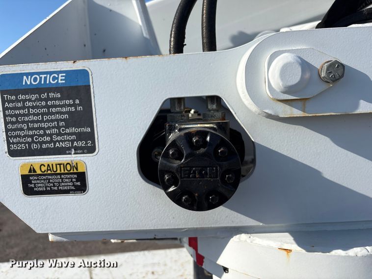 image for item EG1700 2014 Ford F550 Super Duty bucket truck